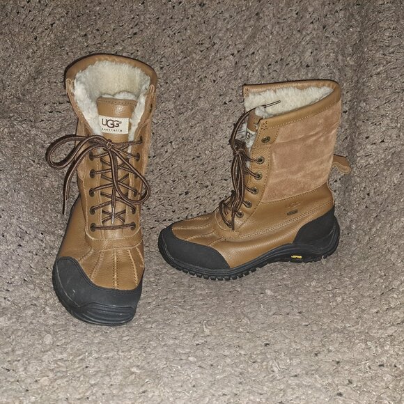 UGG Australia Adirondack II Women's Boots-Chestnut Suede/Leather-Sz 8-Excellent - Picture 1 of 9